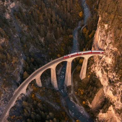 Pont ferré Grisons en Suisse