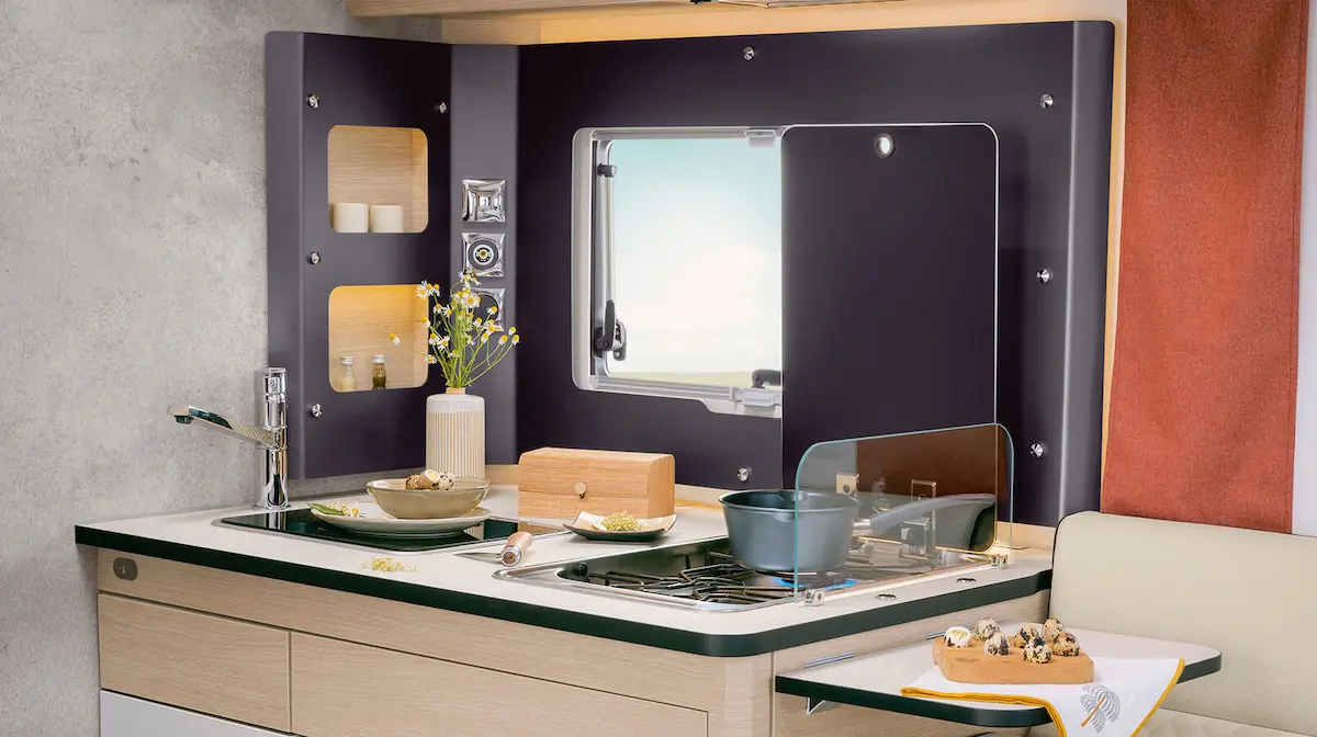 aménagement d'une cuisine d'un camping-car