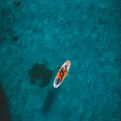 famille en paddle sur la Méditerranée à Vias