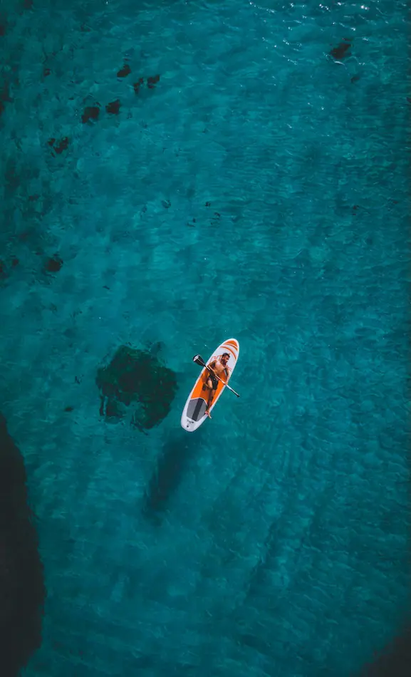 famille en paddle sur la Méditerranée à Vias