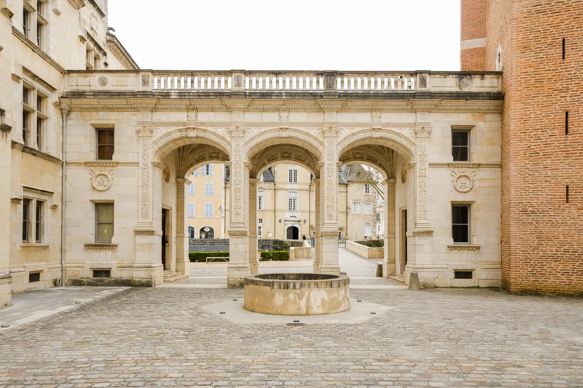 Entrée du château de Pau